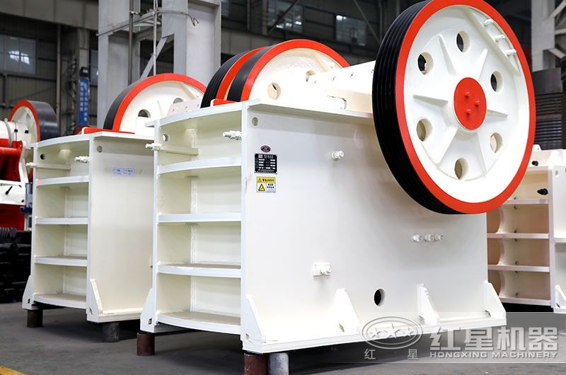 破碎設(shè)備——顎式破碎機